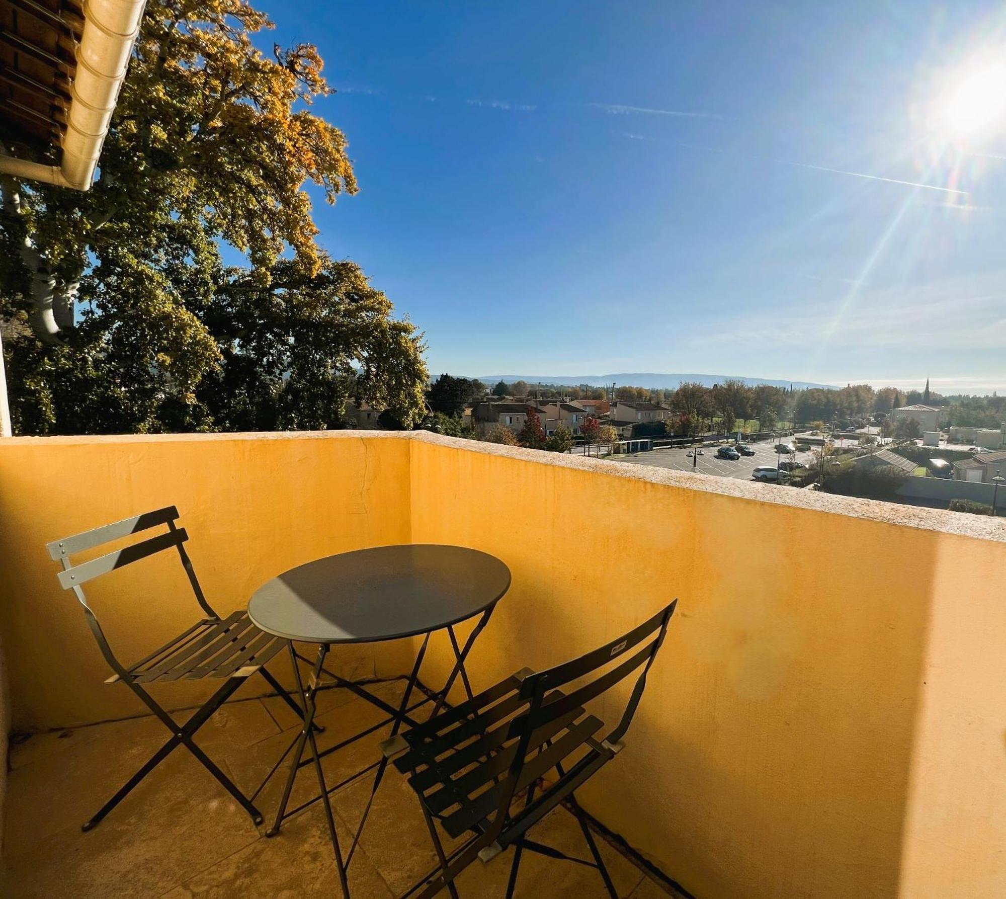 Hotel Les Nevons L'Isle-sur-la-Sorgue Room photo